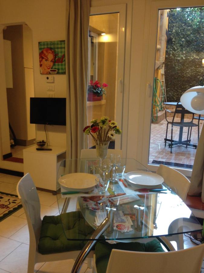 Casa Noah Apartment Болоня Екстериор снимка