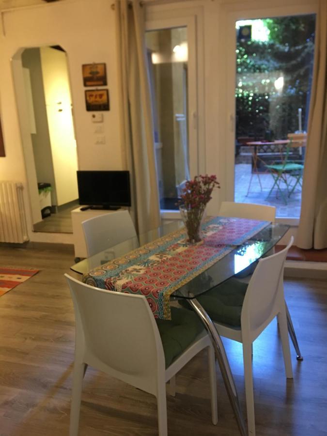 Casa Noah Apartment Болоня Екстериор снимка