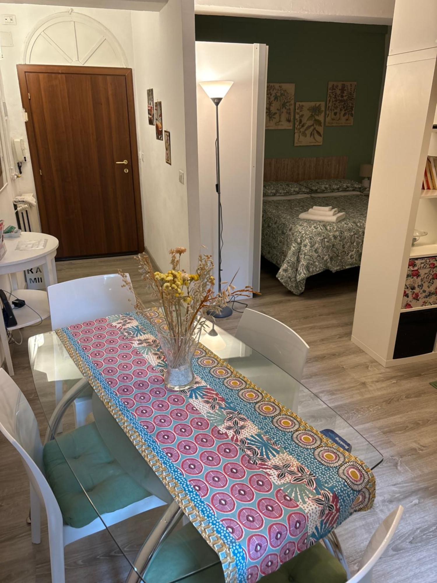 Casa Noah Apartment Болоня Екстериор снимка